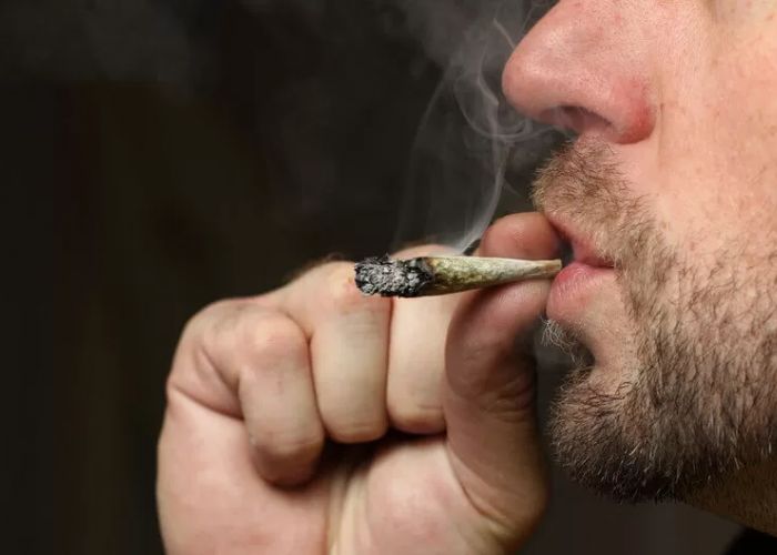 Clínica De Reabilitação Para Vício Da Maconha